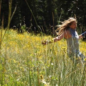 Meet your Posher, Laura